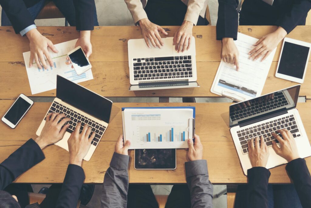 製造業のDXに強いシステム会社10選｜費用相場・導入ステップ・失敗回避策まで解説